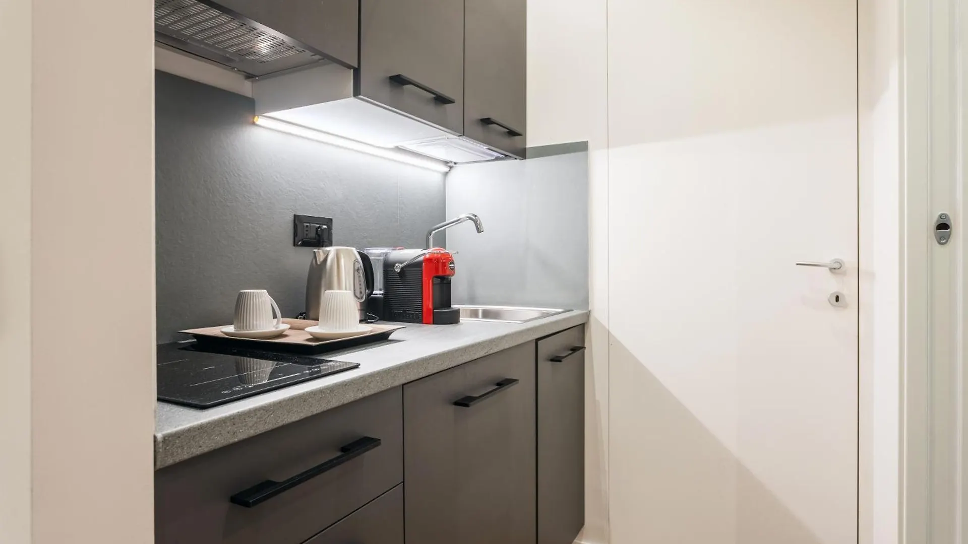 Quinto Stabile Rooms&Suite Palermo Italia