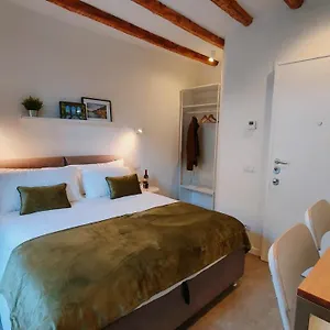  Bed & Breakfast Foscolo 9 - Breakfast Italy