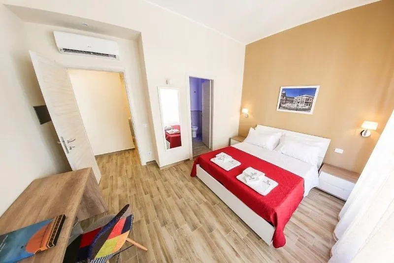 Quinto Stabile Rooms&Suite Palermo Italien