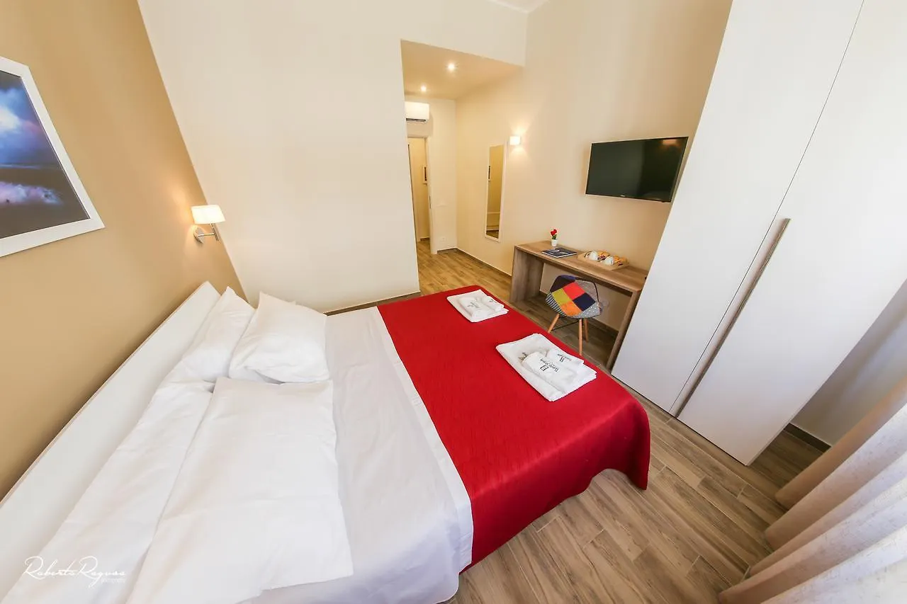 Quinto Stabile Rooms&Suite Palermo Bed & Breakfast